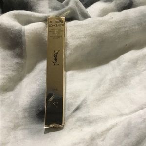 Yves Saint Laurent All Hours Concealer